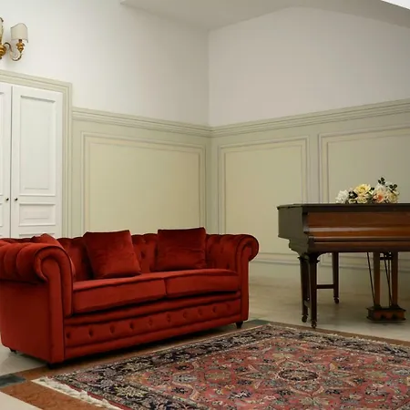 Palazzetto Imperiali *